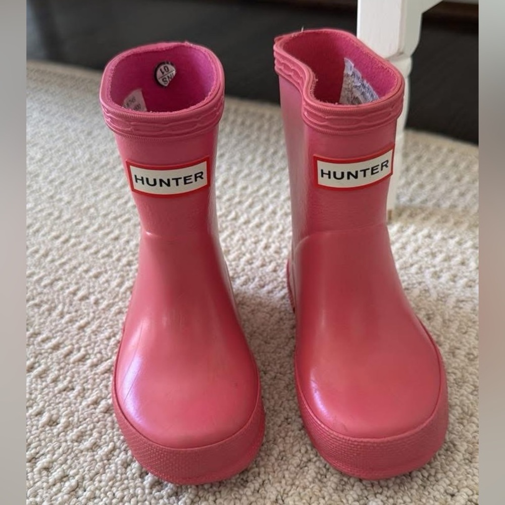 Hunter Vibrant Pink Waterproof Boots